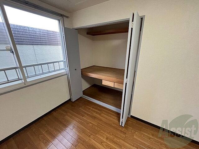 寝室