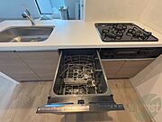 食器洗浄乾燥機付きのシステムキッチンです！