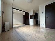 リビングを別角度から撮ってみました。家具の配置もしやすそう。