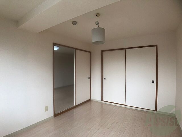寝室