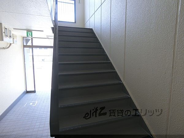画像8:階段