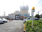 フレンドマート　高槻美しが丘店 徒歩15分。 1160m