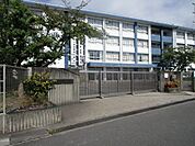 大阪府立高槻北高等学校 徒歩21分。 1660m