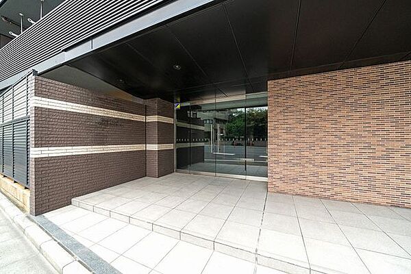 エントランスを拡大表示