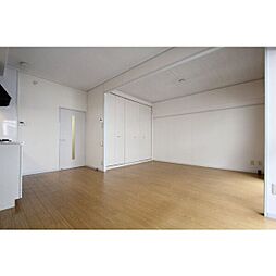 ペアシティーI 4階1LDKのリビング/ダイニング