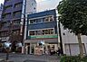 周辺：ローソンストア100金山店 徒歩5分。 330m