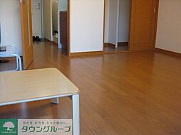 レオパレス高畑東 1階1Kのリビング/ダイニング