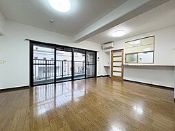 タウンズ幅下 201 2階2LDKのリビング/ダイニング