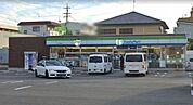 ファミリーマート中村向島店 徒歩3分。 190m