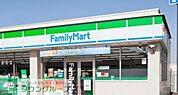 ファミリーマート名古屋新栄店 徒歩2分。 100m