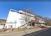 サイゼリヤイオンタウン千種店 徒歩9分。 700m