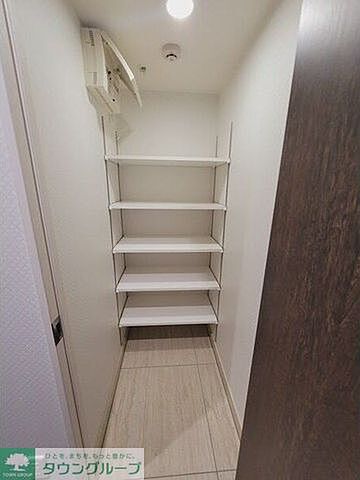 収納