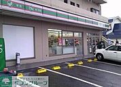 ローソンストア100楽園町店 徒歩8分。 600m