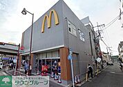 マクドナルド金沢文庫駅前店 徒歩2分。 120m