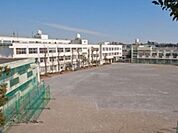 横浜市立上永谷中学校 1025m