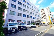 戸部警察署 徒歩26分。警察署・交番 2010m