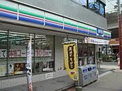 スリーエフ金沢谷津店 徒歩4分。コンビニ 290m