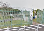 ラウンドワン横浜戸塚店 663m