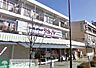周辺：サカイヤ薬局港南台店 徒歩2分。ドラックストア 120m