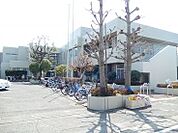稲城市立第四図書館 430m