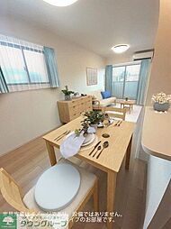 アクア　Ｂ 2階2LDKのリビング/ダイニング