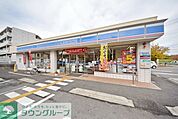 ローソン東松山箭弓町店 徒歩22分。コンビニ 1730m