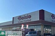 ベイシアスーパーマーケット鳩山店 徒歩26分。 2010m