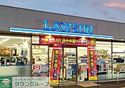 ローソン太田下田島町店 徒歩12分。 890m