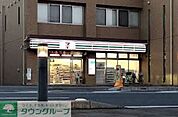セブンイレブン北本駅西口店 徒歩3分。 200m