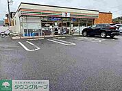 セブンイレブン太田市東長岡町店 徒歩14分。 1080m