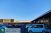 JOYHOUSE　MALL 徒歩21分。 1630m