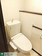 温水洗浄便座設置済みです。