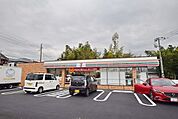 セブンイレブン鴻巣大間3丁目店 324m