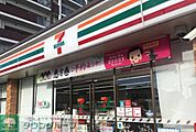 セブンイレブン鴻巣本町5丁目店 徒歩12分。 930m