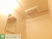 浴室換気乾燥機付きなので雨の日のお洗濯も安心です。