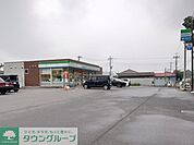 ファミリーマート 寄居富田店 徒歩21分。 1660m