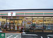 セブンイレブン加須市役所前店 徒歩18分。 1400m