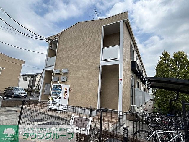 8 / 18
