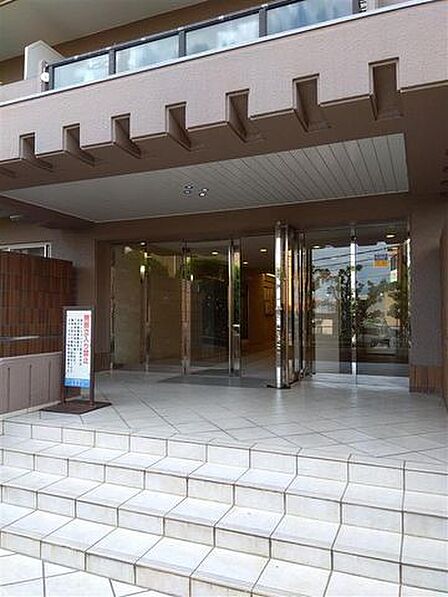 マンション入口です。