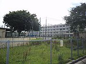 日野市立日野第二小学校 592m