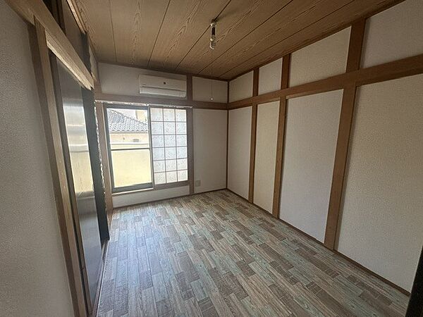 室内を拡大表示