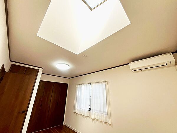 寝室を拡大表示