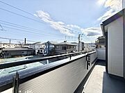2号棟  ■ 季節の移ろいを感じられる開放的な空間です