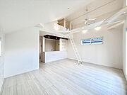 1号棟  ■くつろぎと笑顔が集まる、心温まるリビング