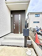 E号棟  ■ ここから始まる、笑顔あふれる毎日