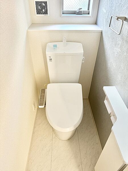 トイレを拡大表示