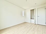 3号棟  ■仕事や勉強のスペースに使うことで、集中しやすく静かな環境が整います