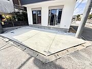 1号棟  ■角地なので駐車しやすいですね