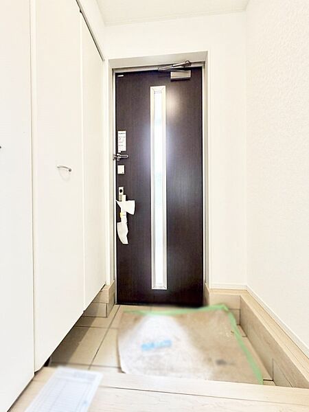 玄関を拡大表示