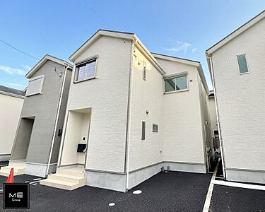 外観:2号棟 ■暮らしを彩る充実した設備仕様が備わった住まい 外観:2号棟 ■暮らしを彩る充実した設備仕様が備わった住まい